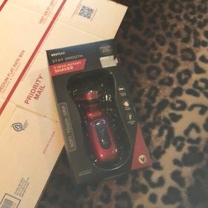 New Vivitar Shaver